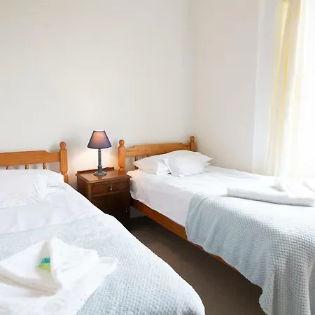 Knightor Manor Bed & Breakfast 4*